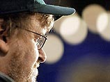 Майкл Мур склонял студентов к голосованию чистыми трусами Майкл Мур склонял студентов к голосованию чистыми трусами