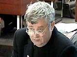 Председатель Союза журналистов России Всеволод Богданов и президент Фонда защиты гласности Алексей Симонов разочарованы реакцией центральных СМИ на их призыв организовать фонд поддержки телекомпании НТВ Председатель Союза журналистов России Всеволод Богданов и президент Фонда защиты гласности Алексей Симонов разочарованы реакцией центральных СМИ на их призыв организовать фонд поддержки телекомпании НТВ