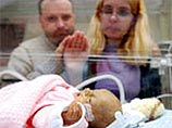 Английский суд разрешил врачам умертвить 11-месячную девочку Английский суд разрешил врачам умертвить 11-месячную девочку