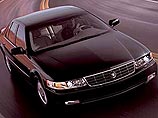 У нового Cadillac STS V8 от General Motors Corp. фары автоматически делаются ярче или темнее в зависимости от потока транспорта, делая ненужным переключение мощности фар