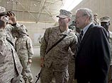 Дональд Рамсфельд незапланированно посетил Ирак