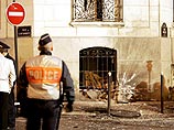 Ранее ответственность за взрыв у посольства взяла на себя неизвестная группировка "Вооруженный французский исламский фронт"