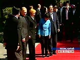 В Пекине прошла официальная церемония встречи глав России и Китая В Пекине прошла официальная церемония встречи глав России и Китая