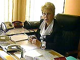 Как говорит председатель приемной губернатора Наталья Сова, "поступают звонки и факсы от возмущенных избирателей, которые до сих пор не верят, что у них может быть другой губернатор" Как говорит председатель приемной губернатора Наталья Сова, "поступают звонки и факсы от возмущенных избирателей, которые до сих пор не верят, что у них может быть другой губернатор"