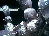 Пилотируемый корабль "Союз" в 08:15 мск успешно пристыковался к Международной космической станции Об этом ИТАР-ТАСС сообщил официальный представитель Центра управления полетами Валерий Лындин