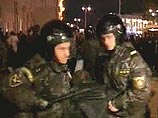 ОМОН разогнал акцию протеста в центре Минска: лидеры оппозиции задержаны, избиты российские журналисты ОМОН разогнал акцию протеста в центре Минска: лидеры оппозиции задержаны, избиты российские журналисты
