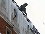 Бороться с сосульками в Москве будут новыми методами Бороться с сосульками в Москве будут новыми методами