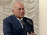 Мэр Москвы Юрий Лужков не исключает возможности обустройства широкой парадной площади на месте снесенной гостиницы "Москва" Мэр Москвы Юрий Лужков не исключает возможности обустройства широкой парадной площади на месте снесенной гостиницы "Москва"