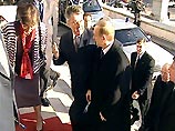 Путин встретился с заместителем генсека ООН и возложил цветы к памятнику советским солдатам в Вене Путин встретился с заместителем генсека ООН и возложил цветы к памятнику советским солдатам в Вене
