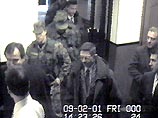 Сейчас сотрудники правоохранительных органов обыскивают приемную председателя правления "Имидж-банка" Владимира Морсина
