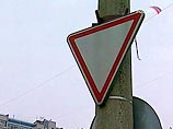 В Москве в результате ДТП перевернулась маршрутка - пострадали 8 пассажиров В Москве в результате ДТП перевернулась маршрутка - пострадали 8 пассажиров