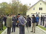 В ночь на 11 октября в окрестностях Черкесска в районе дач цементного завода пропали депутат республиканского парламента Расул Богатырев, а также еще шесть человек В ночь на 11 октября в окрестностях Черкесска в районе дач цементного завода пропали депутат республиканского парламента Расул Богатырев, а также еще шесть человек