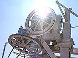 Здесь сегодня состоится его беседа с федеральным канцлером Австрии Вольфгангом Шюсселем, после чего президент России и федеральный канцлер ответят на вопросы журналистов Здесь сегодня состоится его беседа с федеральным канцлером Австрии Вольфгангом Шюсселем, после чего президент России и федеральный канцлер ответят на вопросы журналистов