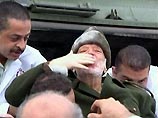 75-летний лидер Палестинской автономии, здоровье которого резко ухудшилось вечером в среду, в пятницу покинул свою резиденцию в Рамаллахе, откуда он не выезжал с декабря 2001 года, и прибыл на вертолете иорданских ВВС в Амман 75-летний лидер Палестинской автономии, здоровье которого резко ухудшилось вечером в среду, в пятницу покинул свою резиденцию в Рамаллахе, откуда он не выезжал с декабря 2001 года, и прибыл на вертолете иорданских ВВС в Амман