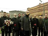 У Соловецкого камня проходит акция в память жертв политических репрессий