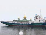 Десантный корабль превратился в храм Десантный корабль превратился в храм