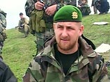 "Нам в Чечне надоело молча наблюдать за тем, как в Панкиси обучают, вооружают и направляют в Чечню террористов; этому мы положим конец, если высшее руководство Чечни отдаст приказ", - подчеркнул Кадыров