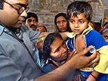 В Индии 140 детей умерли от неизвестной болезни