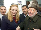Палестинские лидеры прибыли в Париж, чтобы лично проверить сведения о здоровье Арафата Палестинские лидеры прибыли в Париж, чтобы лично проверить сведения о здоровье Арафата