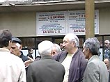 В Абхазии произошел захват зданий администрации президента, правительства и парламента В Абхазии произошел захват зданий администрации президента, правительства и парламента