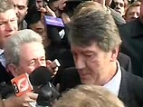 Ющенко выступил на митинге в Харькове. Януковича поддержали 50 заводов