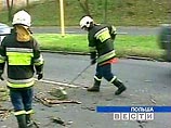 По Польше пронесся ураганный ветер: 7 погибших, 9 раненых По Польше пронесся ураганный ветер: 7 погибших, 9 раненых