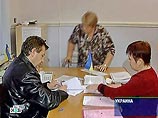Избирателям выдадут бюллетени с фамилиями двух кандидатов, вышедшими во второй тур выборов - Виктора Ющенко и Виктора Януковича