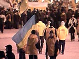 300 украинских дипломатов дипломатично поддержали Ющенко 300 украинских дипломатов дипломатично поддержали Ющенко