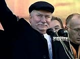 На Украину прибыли посредники - президент Польши Александр Квасьневский и представитель Евросоюза Хавьер Солана На Украину прибыли посредники - президент Польши Александр Квасьневский и представитель Евросоюза Хавьер Солана