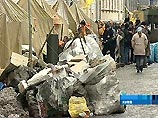 В Киеве блокированы здания правительства и администрации президента. Кучма готовится подать в отставку В Киеве блокированы здания правительства и администрации президента. Кучма готовится подать в отставку