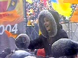 Guardian: западные СМИ предвзято освещают события на Украине Guardian: западные СМИ предвзято освещают события на Украине