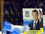 Виктор Янукович прибыл в Луганск. Туда же прилетел Юрий Лужков