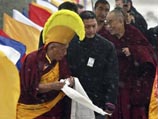 Далай-лама совершил в Элисте церемонию освящения Калмыцкого хурула