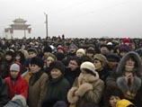 Далай-лама совершил в Элисте церемонию освящения Калмыцкого хурула Далай-лама совершил в Элисте церемонию освящения Калмыцкого хурула