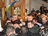 Украинская оппозиция вышла из переговорного процесса