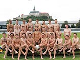 Футболисты словацкого клуба "Нитра" опубликовали свои фотографии в стиле "ню" для привлечения внимания женской аудитории