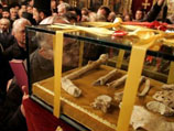 Останки св. Григория прибыли в Рим в VIII веке вместе с монахами, которые спасли мощи от иконоборцев