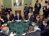 Началась встреча президента Леонида Кучмы с международными посредниками по урегулирования политического кризиса на Украине