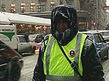 Обильный снегопад осложнил транспортную обстановку в Москве Обильный снегопад осложнил транспортную обстановку в Москве