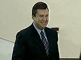 Янукович не намерен снимать свою кандидатуру с выборов президента Янукович не намерен снимать свою кандидатуру с выборов президента