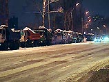 В Москве пытаются ликвидировать последствия снегопада