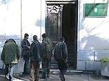 Сторонники Хаджимбы и Багапша разграбили абхазские госучреждения Сторонники Хаджимбы и Багапша разграбили абхазские госучреждения