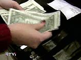 Доллар в России подорожал еще на 9 копеек Доллар в России подорожал еще на 9 копеек