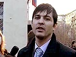 Именно такая перспектива превратилась пару недель назад в реальность для водителя Ильдара Бичарова. В августе он пересек в Москве сплошную линию - и два автоинспектора немедленно взяли его в оборот Именно такая перспектива превратилась пару недель назад в реальность для водителя Ильдара Бичарова. В августе он пересек в Москве сплошную линию - и два автоинспектора немедленно взяли его в оборот