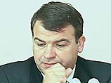 Руководитель Федеральной налоговой службы (ФНС) Анатолий Сердюков отправил в отставку чиновника, выставившего "Вымпелкому" счет на 4,4 млрд. рублей