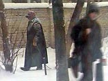 Он добавил, что "был бы очень несчастлив", если сменивший его человек свернул бы все действующие сегодня социальные программы, в том числе по поддержке ветеранов, пенсионеров и молодых семей Он добавил, что "был бы очень несчастлив", если сменивший его человек свернул бы все действующие сегодня социальные программы, в том числе по поддержке ветеранов, пенсионеров и молодых семей