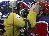 Матч между Швецией и Россией на Кубке РОСНО завершился массовой дракой Матч между Швецией и Россией на Кубке РОСНО завершился массовой дракой