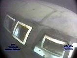 Согласно сообщению, опубликованному 22 августа, "президент Российской Федерации Владимир Путин и президент Соединенных Штатов Билл Клинтон после многочисленных конфиденциальных телефонных переговоров сумели договориться о мирном урегулировании дела" Согласно сообщению, опубликованному 22 августа, "президент Российской Федерации Владимир Путин и президент Соединенных Штатов Билл Клинтон после многочисленных конфиденциальных телефонных переговоров сумели договориться о мирном урегулировании дела"