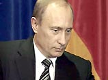Президент России Владимир Путин впервые изъявил готовность принять предложения Германии и ЕС по урегулированию в Чечне, сообщает DW-WORLD. "Я готов основательно это обсудить", - цитирует информационное агентство dpa слова Путина