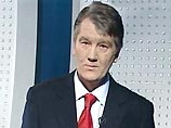Кандидаты вырядились в темные костюмы с легкой партийной окраской. Ющенко был в оранжевом галстуке и такого же цвета платочке в кармане пиджака
